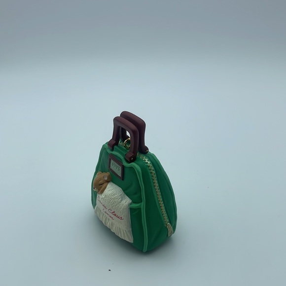 Vintage Hallmark Keepsake Ornament “Bowling for zzzzs” 1993 - Picture 8 of 9